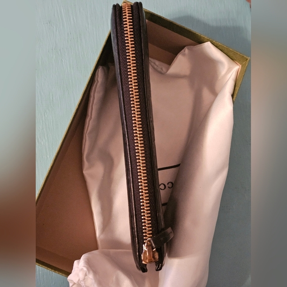 Gucci Guccissima Black Leather Zip Long Wallet - Picture 5 of 11